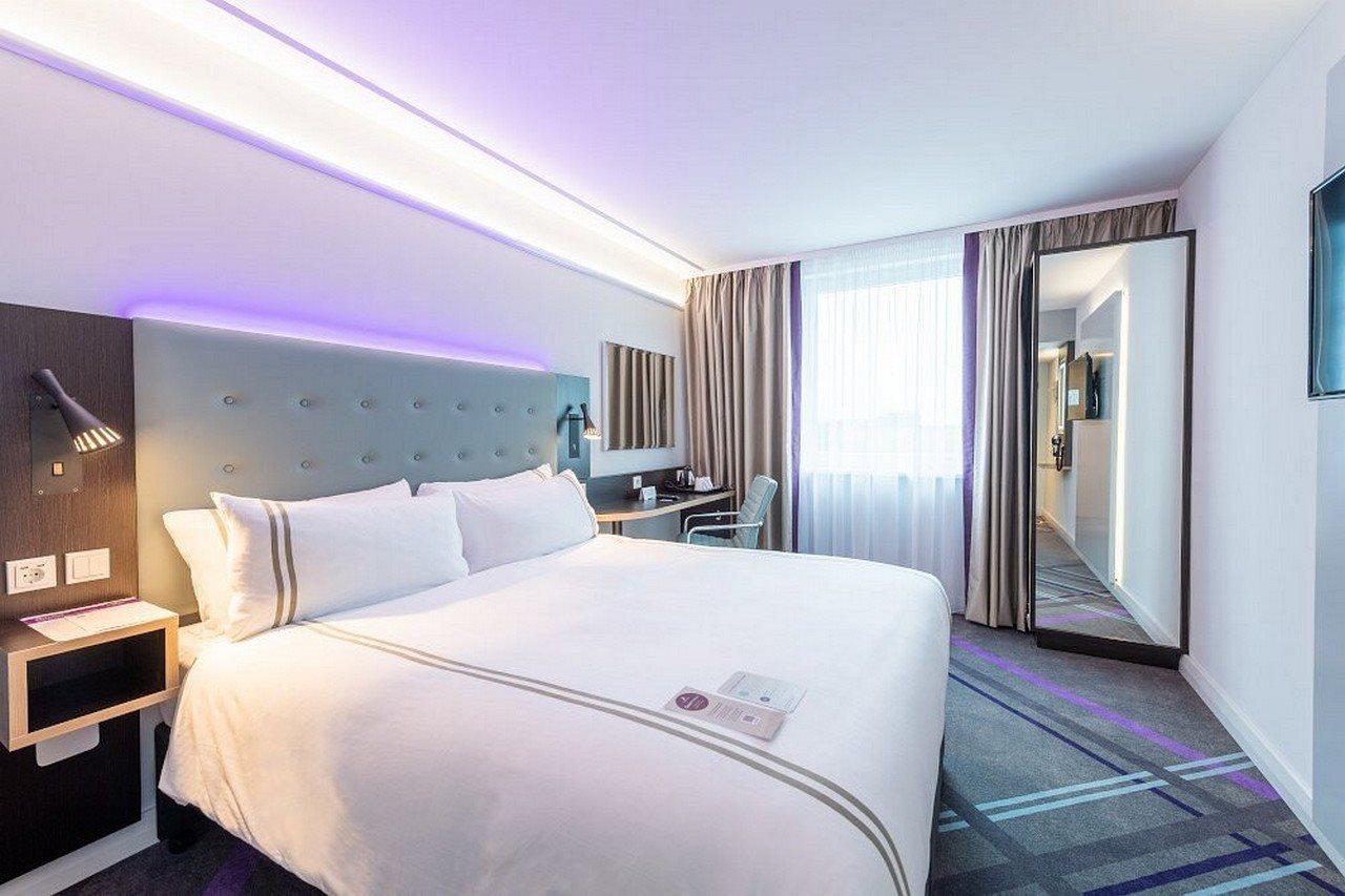 Holiday Inn Express Munich Airport Oberding Exterior photo