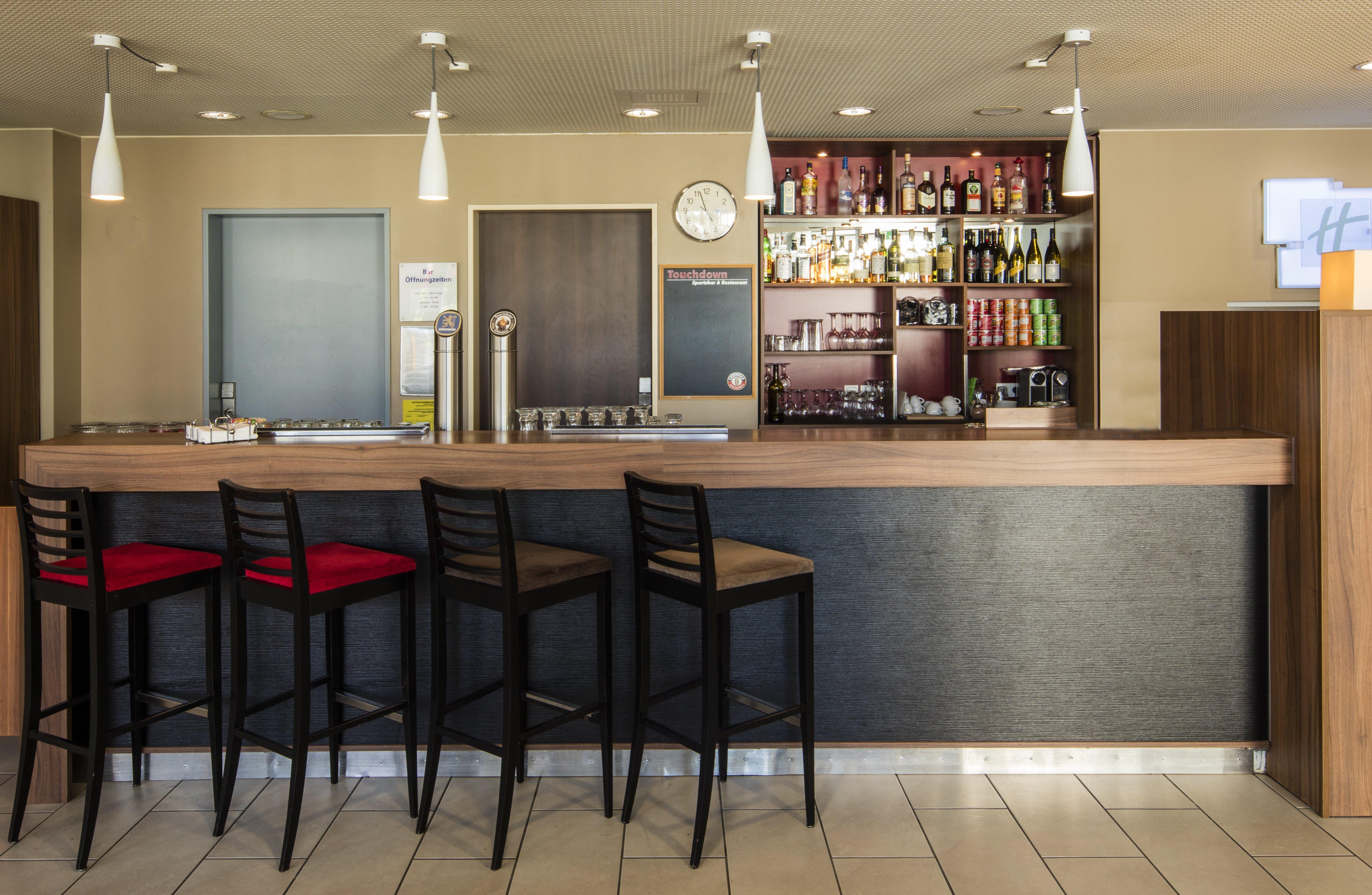 Holiday Inn Express Munich Airport Oberding Exterior photo