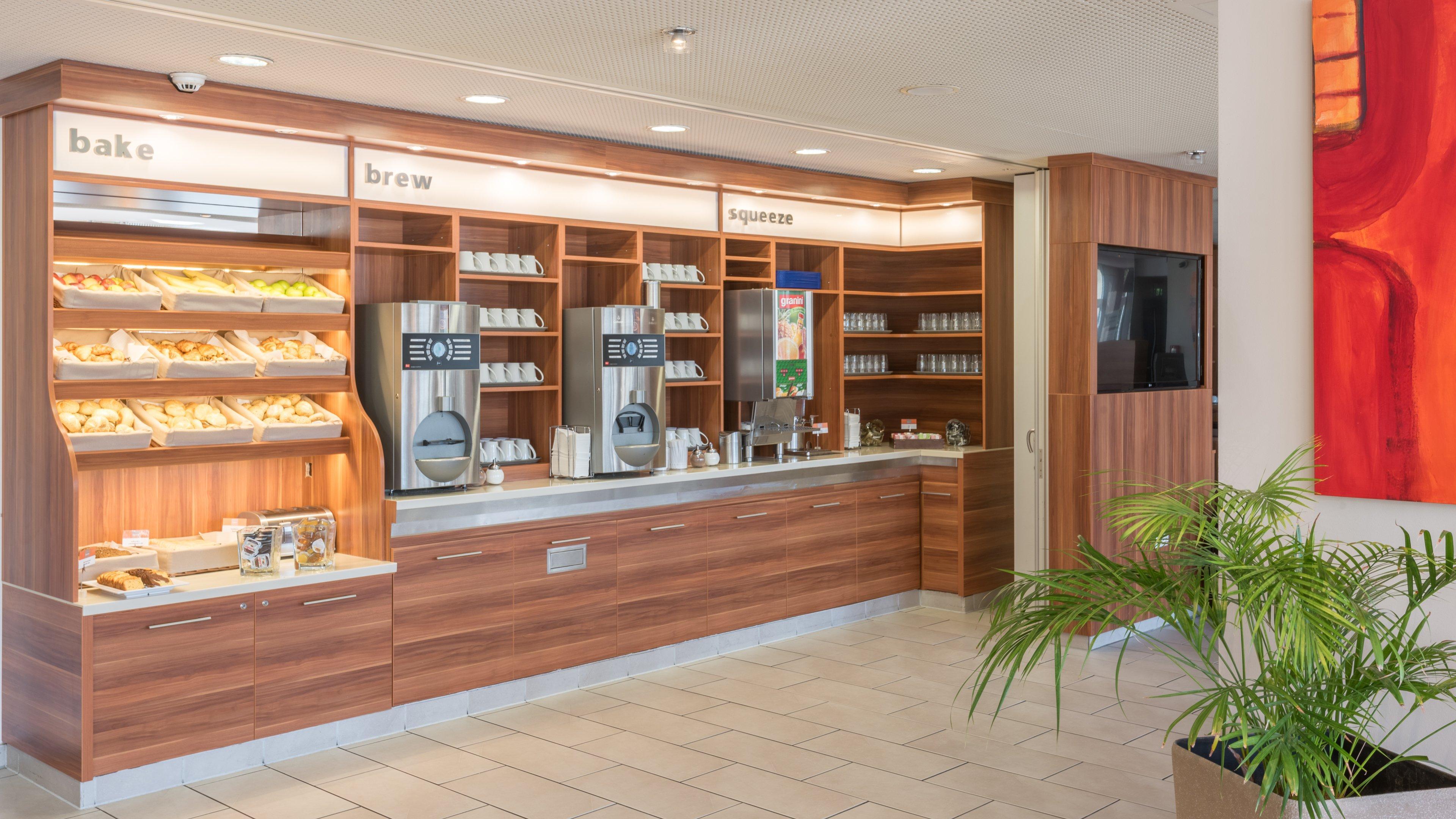 Holiday Inn Express Munich Airport Oberding Exterior photo